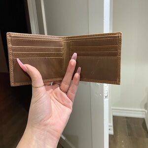Elegant Tan Leather Card Holder